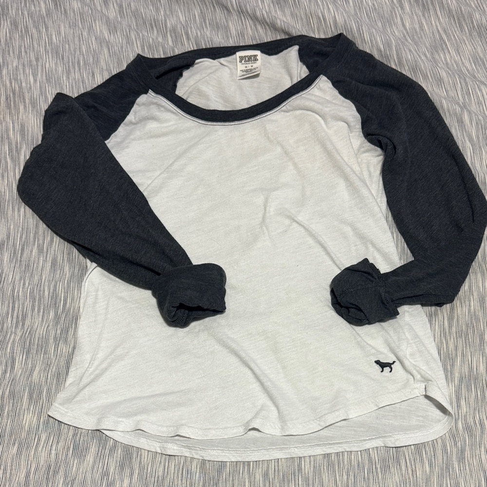 PINK Victoria's Secret Black and White Long Sleeve Tee